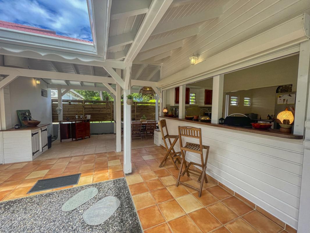 23. Location villa piscine proche plage Deshaies Guadeloupe_Terrasse